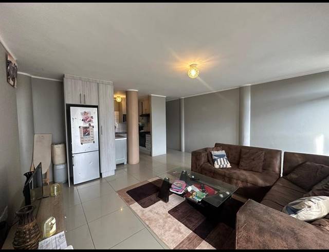 2 BEDROOM APARTMENT FOR SALE IN SUNNYSIDE